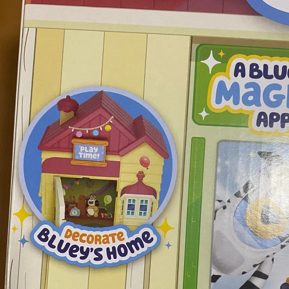 Bluey’s‎ Playdate Plush Surprise Decorate Bluey’s home NWT in original box